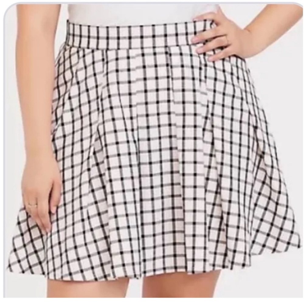 Torrid Plaid Mini Skirt 00X black pink